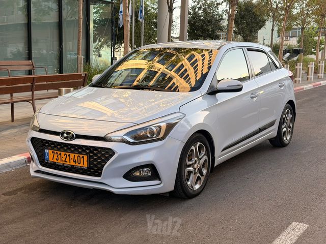 מודעת רכב יונדאי i20