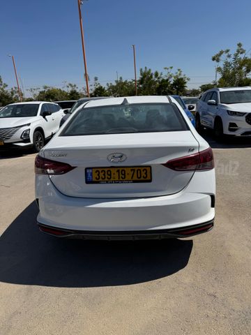 יונדאי אקסנט i25