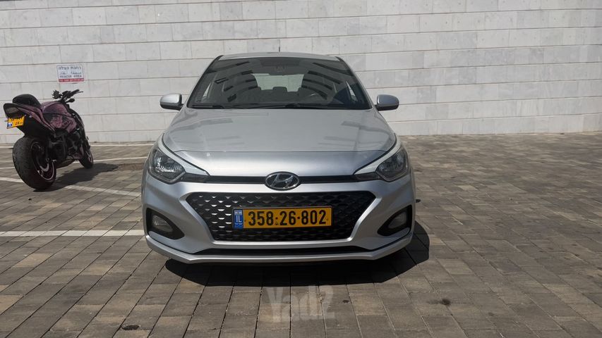 יונדאי i20