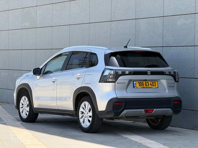סוזוקי S-Cross