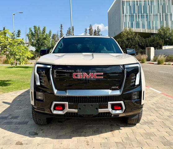 ג'י.אם.סי סיירה EV