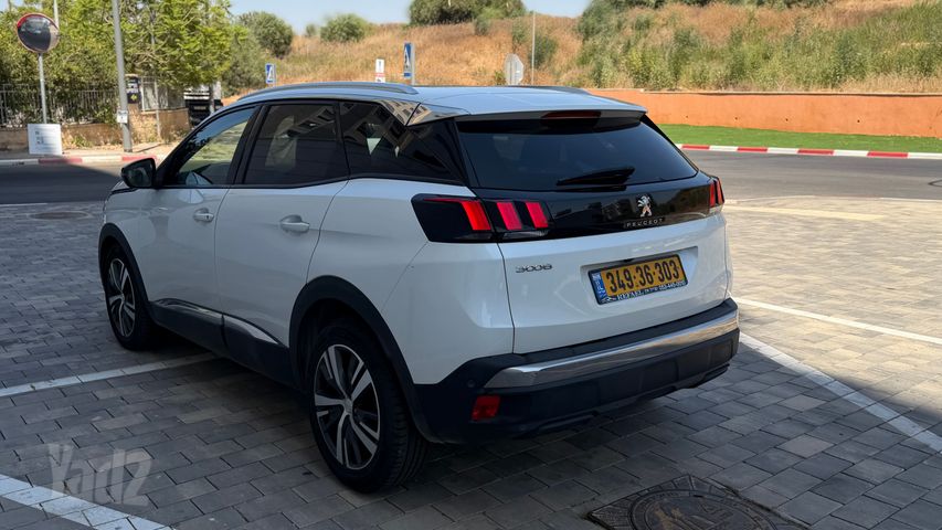 פיג'ו 3008