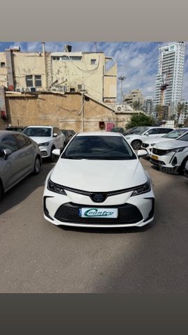 טויוטה קורולה