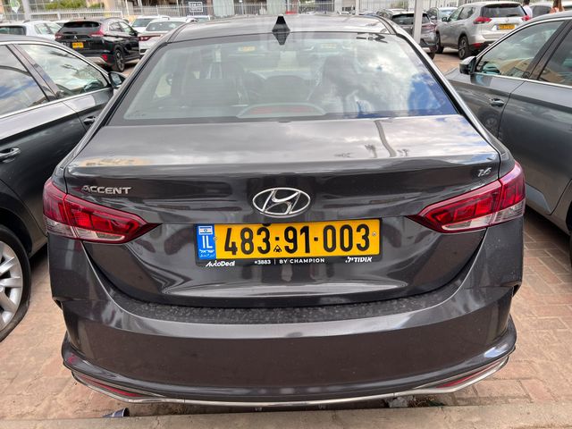 יונדאי אקסנט i25