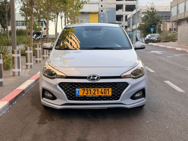 יונדאי i20
