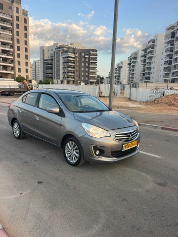מיצובישי אטראז'