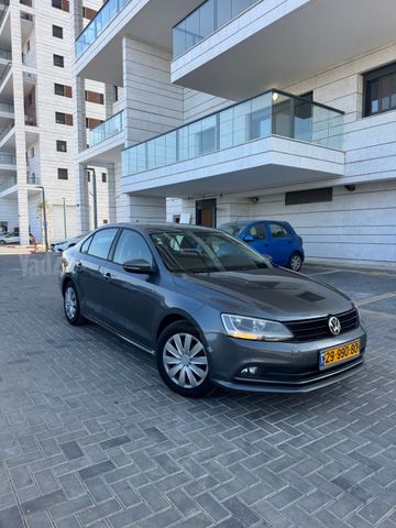 מודעת רכב פולקסווגן ג'טה