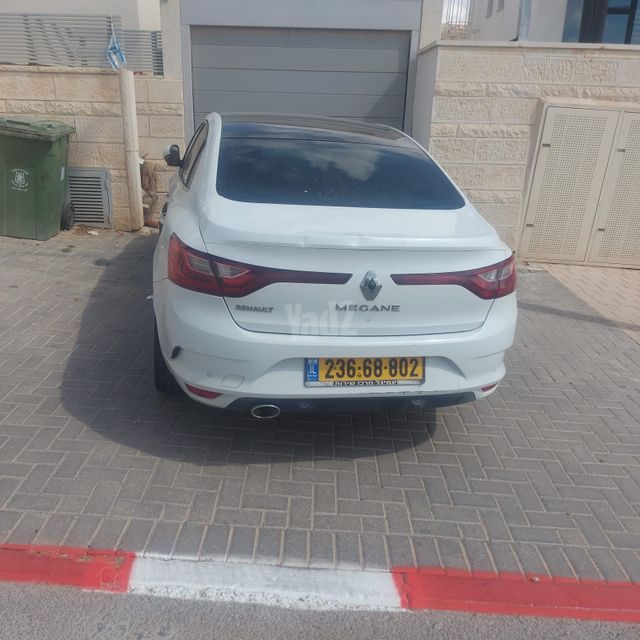 רנו מגאן