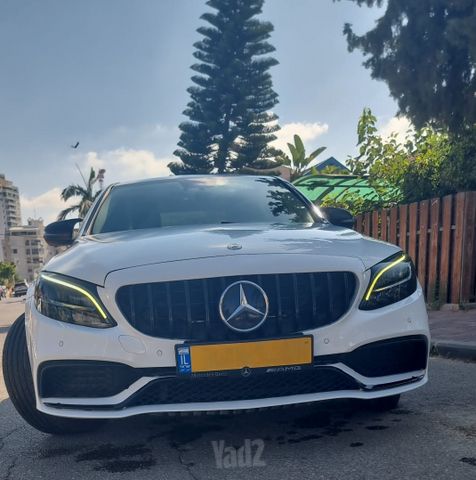 מודעת רכב מרצדס-בנץ C-class