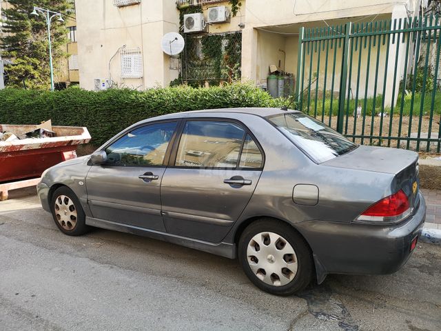 מיצובישי לנסר