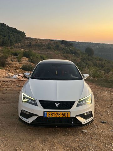 מודעת רכב סיאט לאון