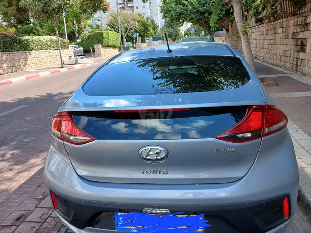 יונדאי איוניק