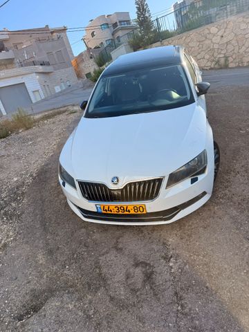 מודעת רכב סקודה סופרב