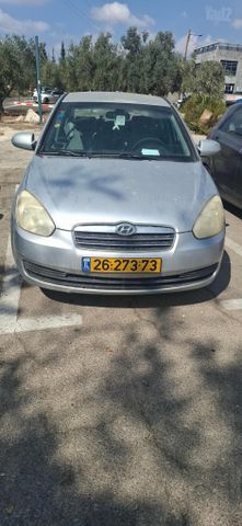 יונדאי אקסנט i25