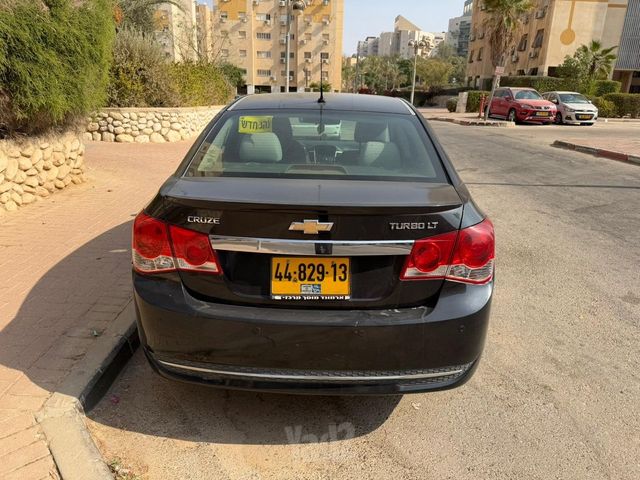 שברולט קרוז