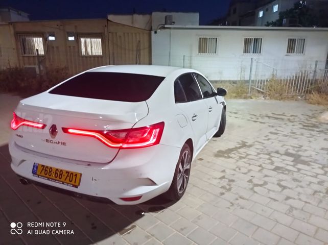רנו מגאן
