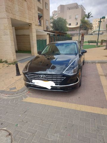 סונטה Prestige היברידי אוט׳ 2.0 (192 כ״ס)