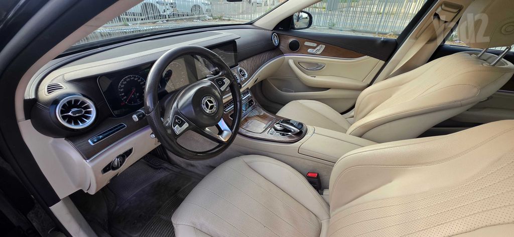 מרצדס-בנץ E-class
