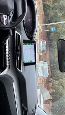 פיג'ו 3008