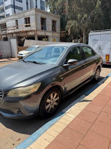 פיג'ו 301