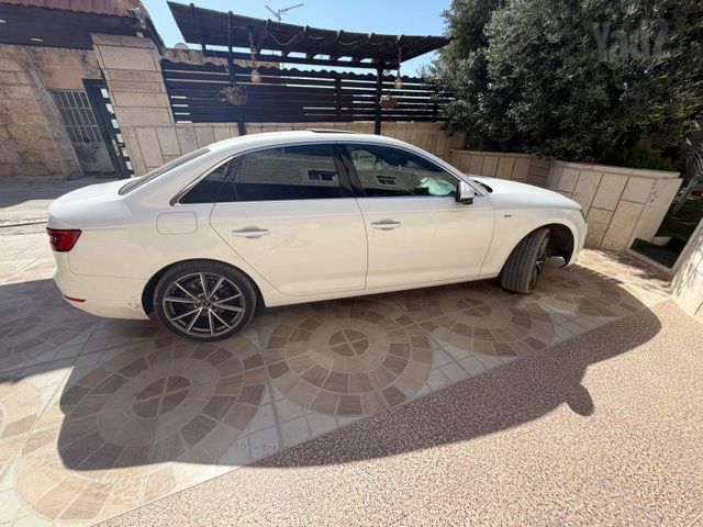מודעת רכב אאודי A4