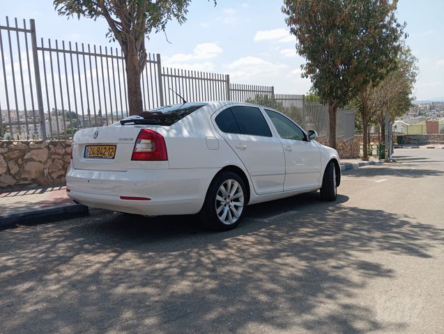 סקודה אוקטביה
