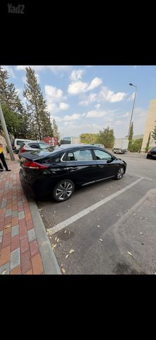 יונדאי איוניק