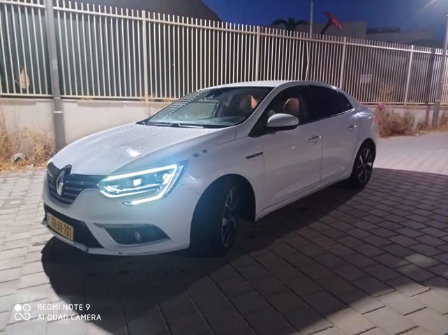 רנו מגאן