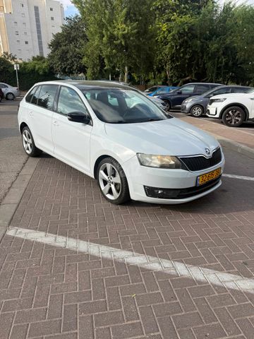 סקודה ראפיד