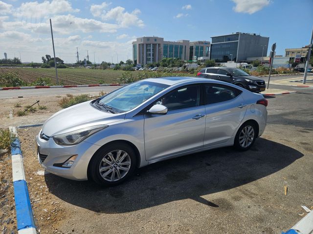 יונדאי I35
