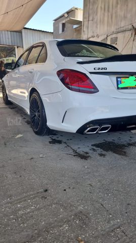 מרצדס-בנץ C-class