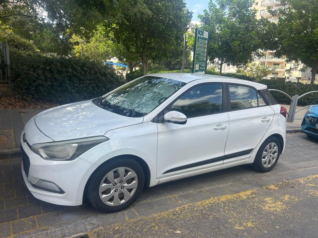 יונדאי i20