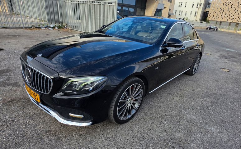 E-class AMG Edition E 350e פלאג-אין אוט׳ 2.0 (211 כ״ס)