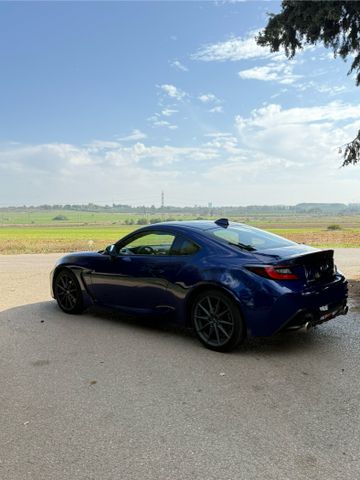 סובארו BRZ