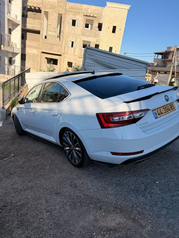 סקודה סופרב