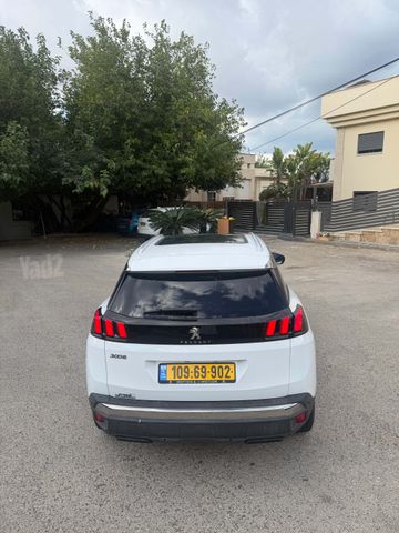 פיג'ו 3008