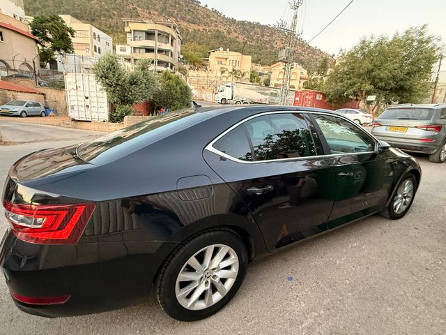 סקודה סופרב
