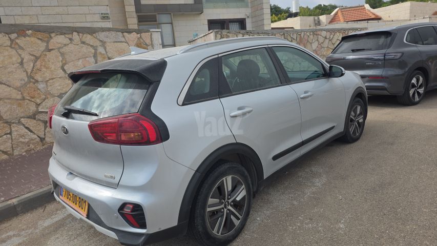 קיה נירו