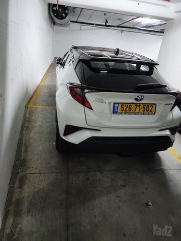 טויוטה C-HR