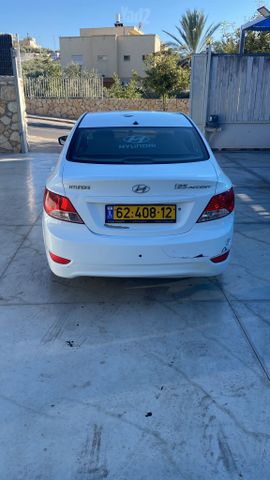 יונדאי אקסנט i25