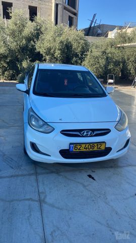 יונדאי אקסנט i25