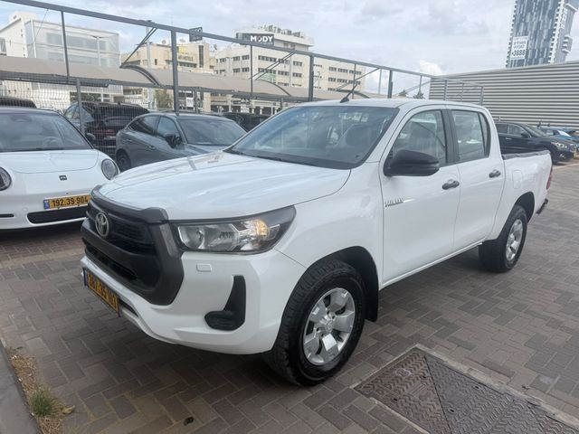 טויוטה היילקס