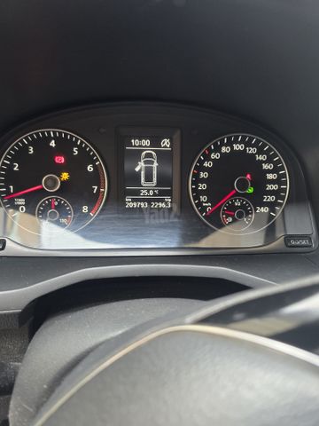 פולקסווגן קאדי