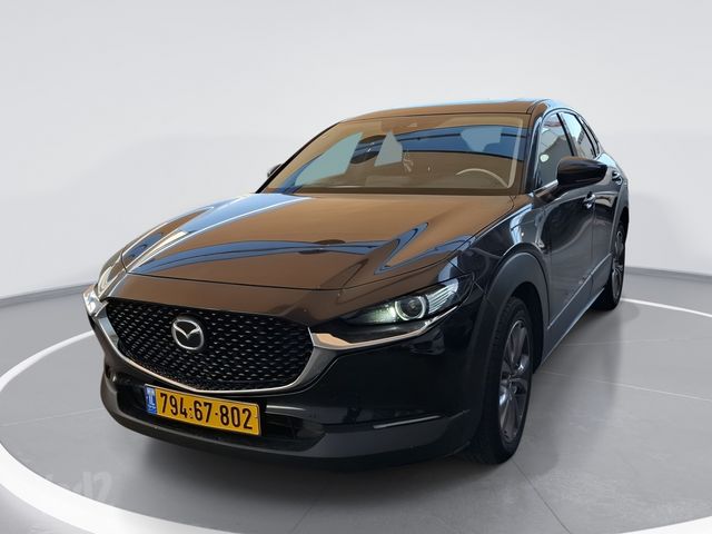 מודעת רכב מאזדה CX-30