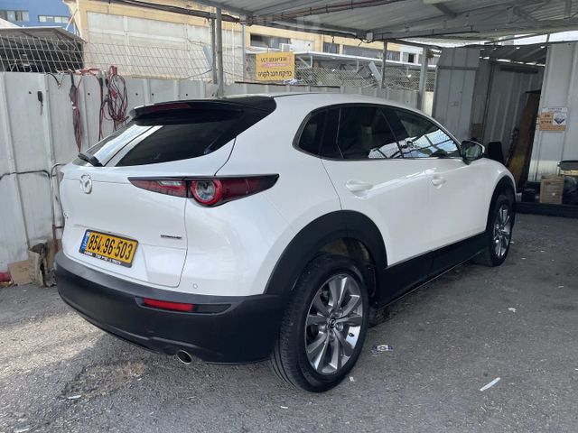 מאזדה CX-30