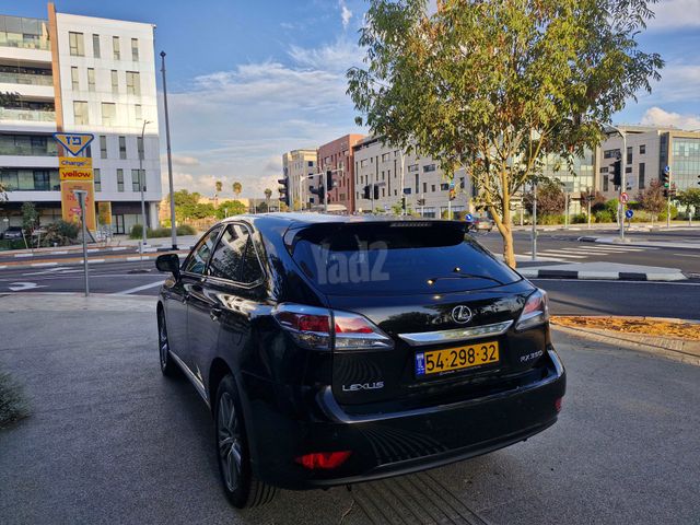 לקסוס RX