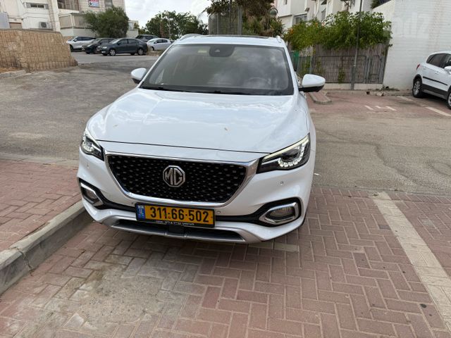 אם ג'י EHS PHEV