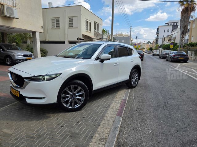 מודעת רכב מאזדה CX-5
