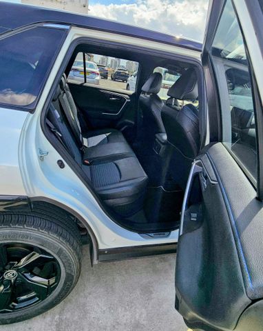 טויוטה RAV4
