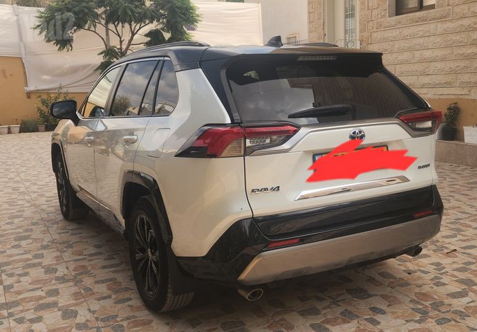 טויוטה RAV4
